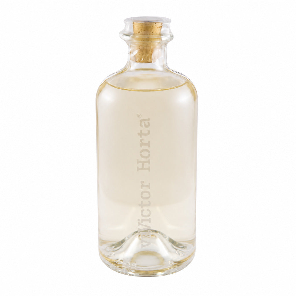 Victor Horta X Branco Rum 500ml 38% ABV