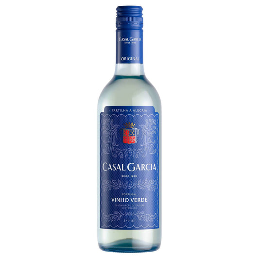 Casal Garcia vinho verde white wine 750ml 9.5% ABV Portuguese light sparkling vinho verde fresh citrus wine Sparkling Wine Beer Spirits and Wine