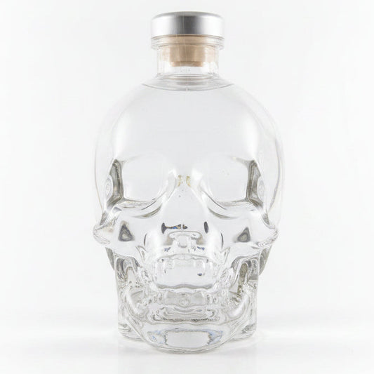 Crystal Head Vodka 700ml 40% ABV premium Canadian vodka in iconic skull bottle for gifting, cocktails and serving chilled