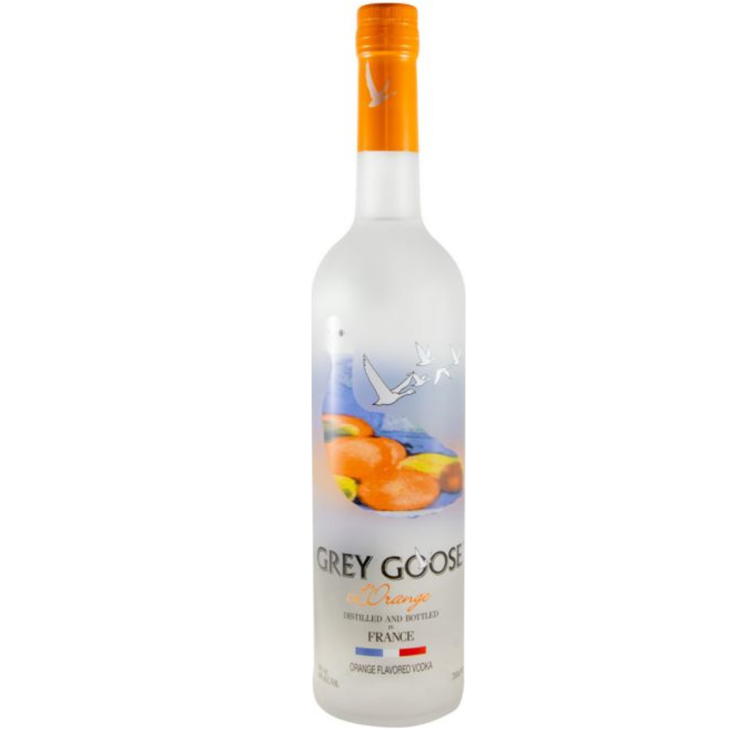 Grey Goose L'Orange Vodka 700ml 40% ABV premium French orange flavoured vodka for Cosmopolitans, Martinis and citrus cocktails